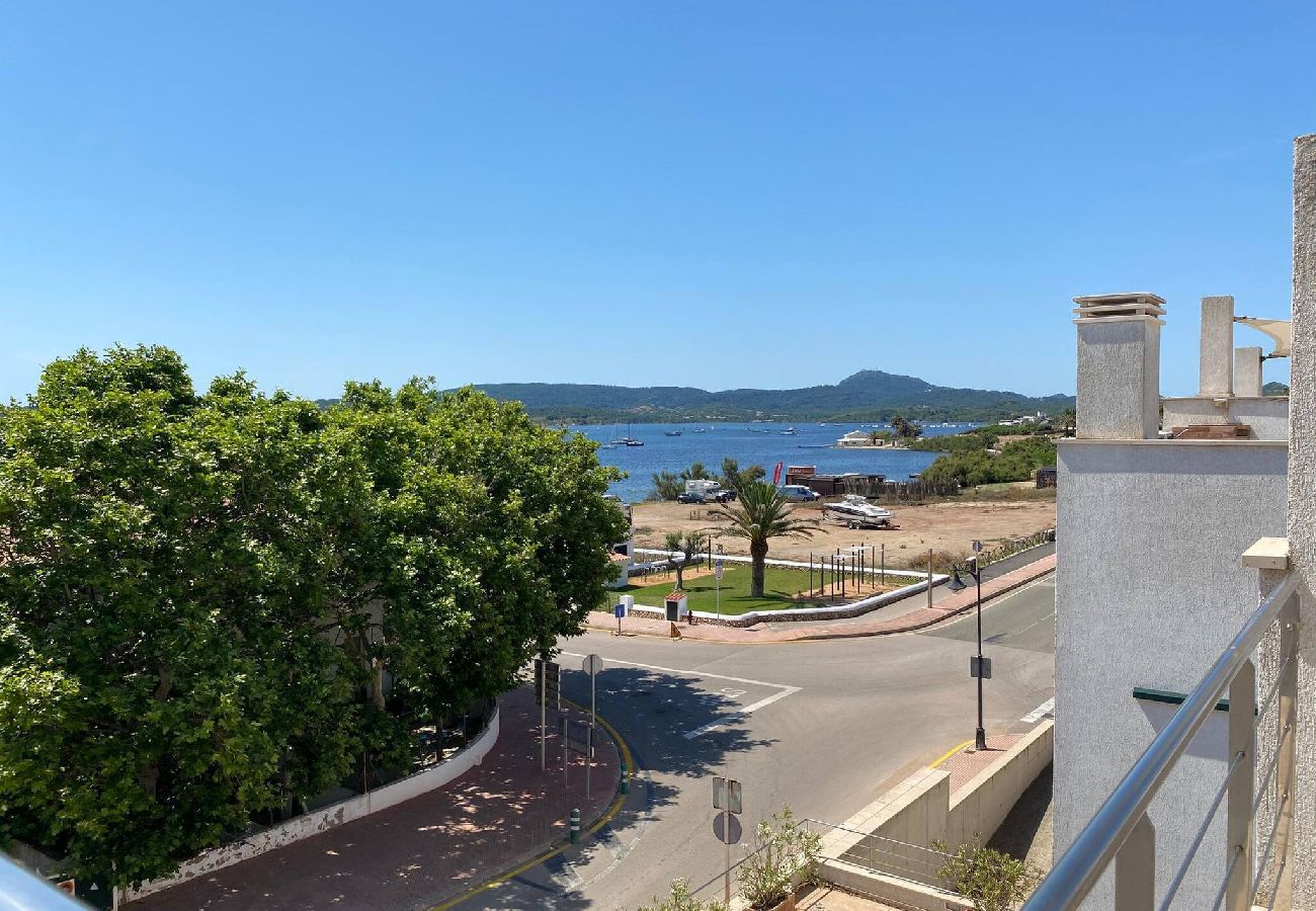 Casa adosada en Fornells - Bahía 19