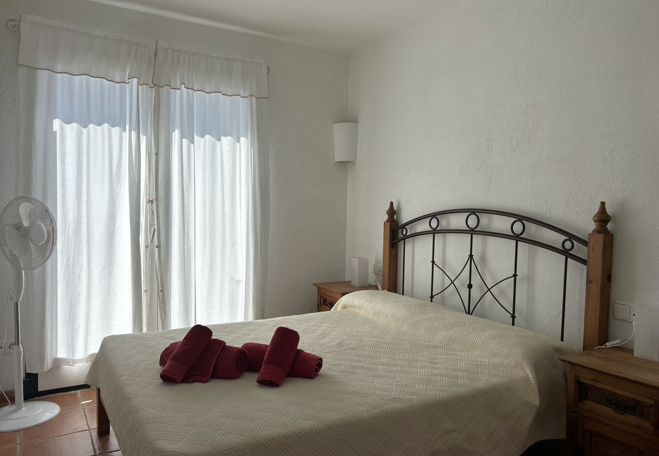 Casa adosada en Fornells - Es Berry 3
