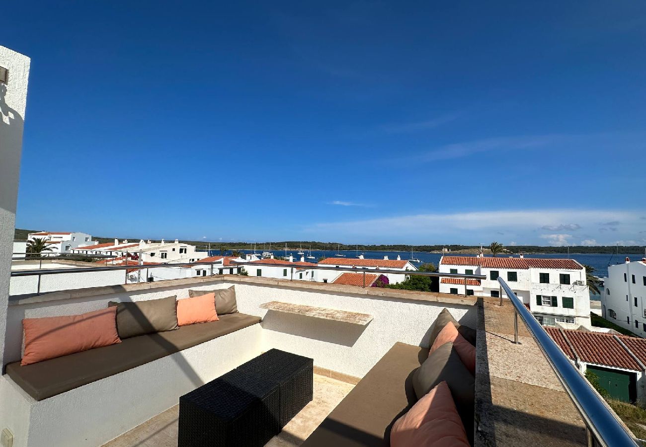 Casa adosada en Fornells - Marina 24