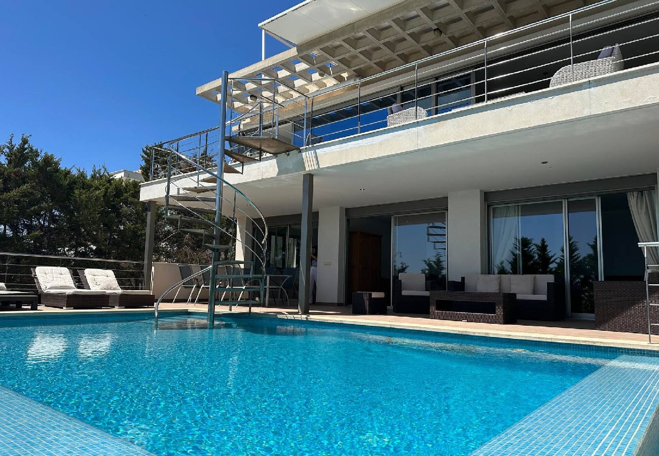 Villa en Fornells - Casa Bella