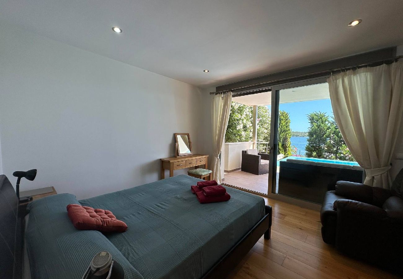 Villa en Fornells - Casa Bella
