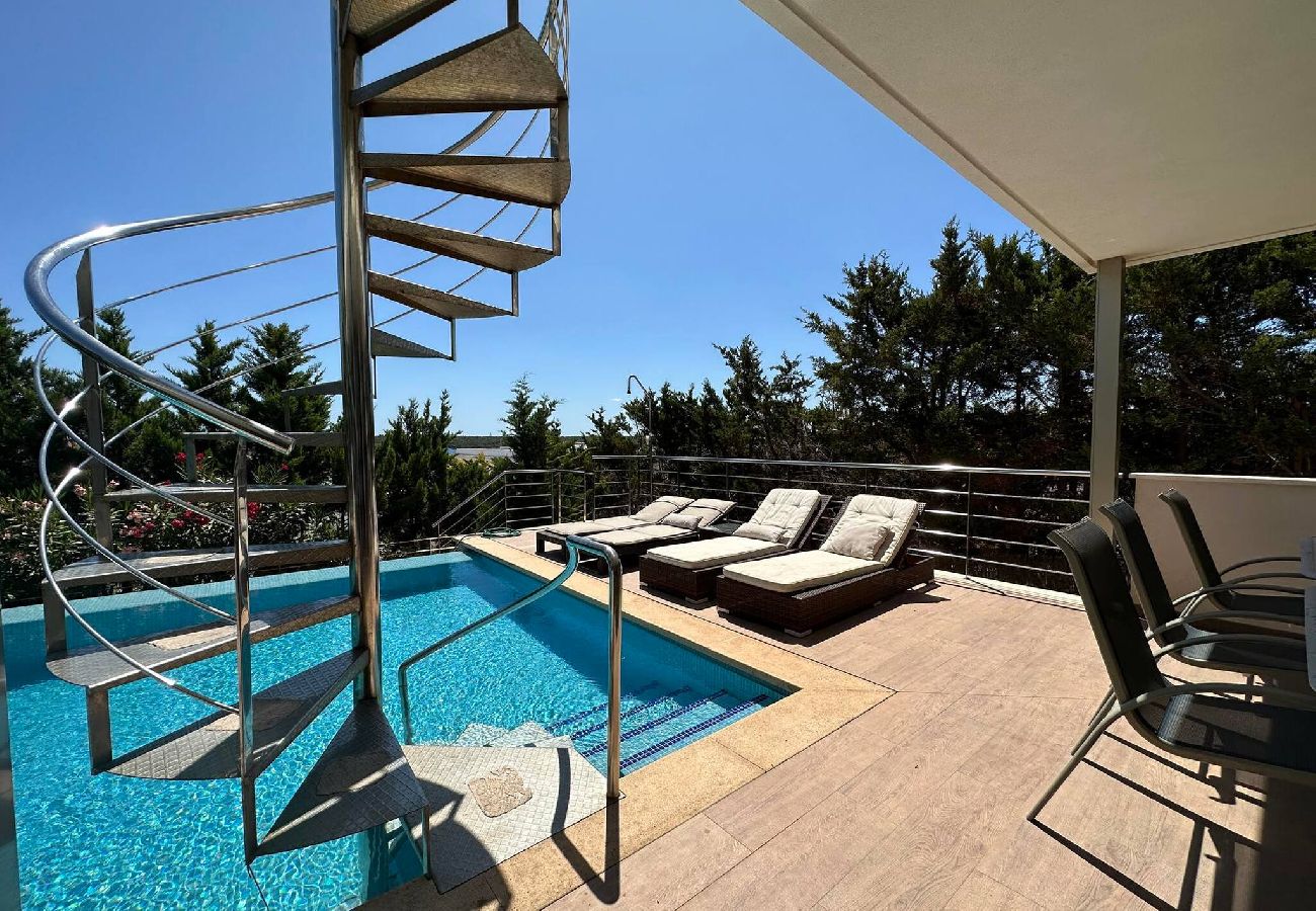 Villa en Fornells - Casa Bella