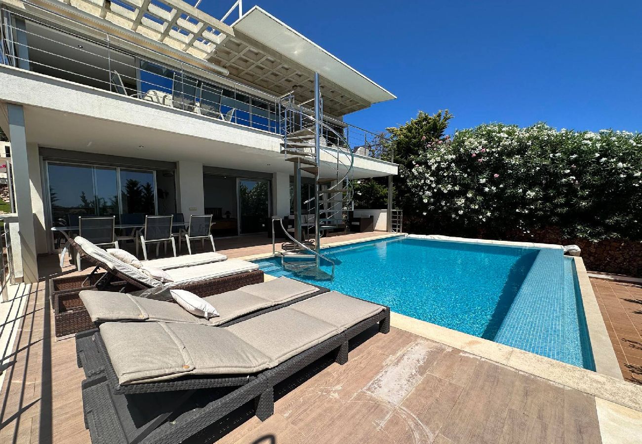 Villa en Fornells - Casa Bella