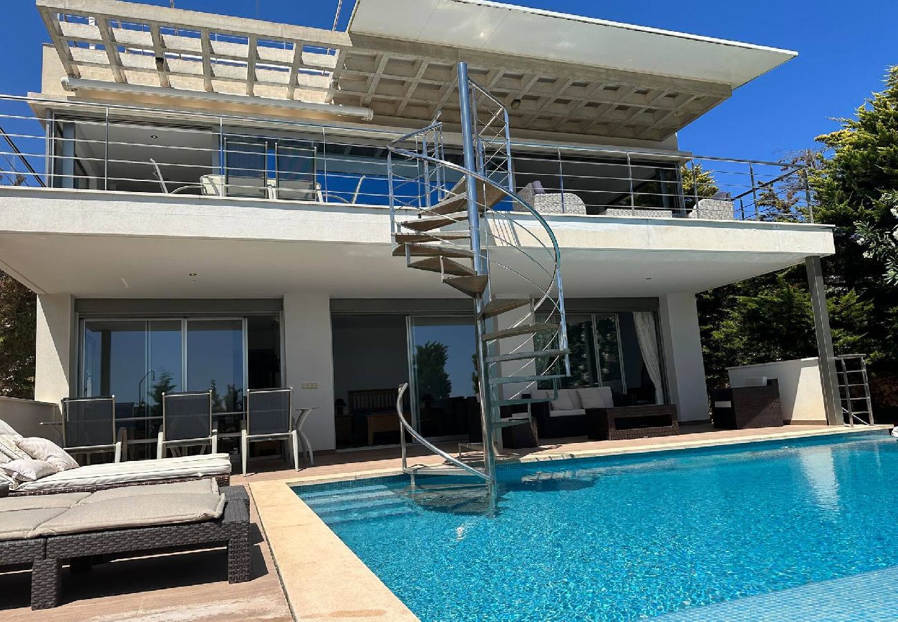 Villa en Fornells - Casa Bella