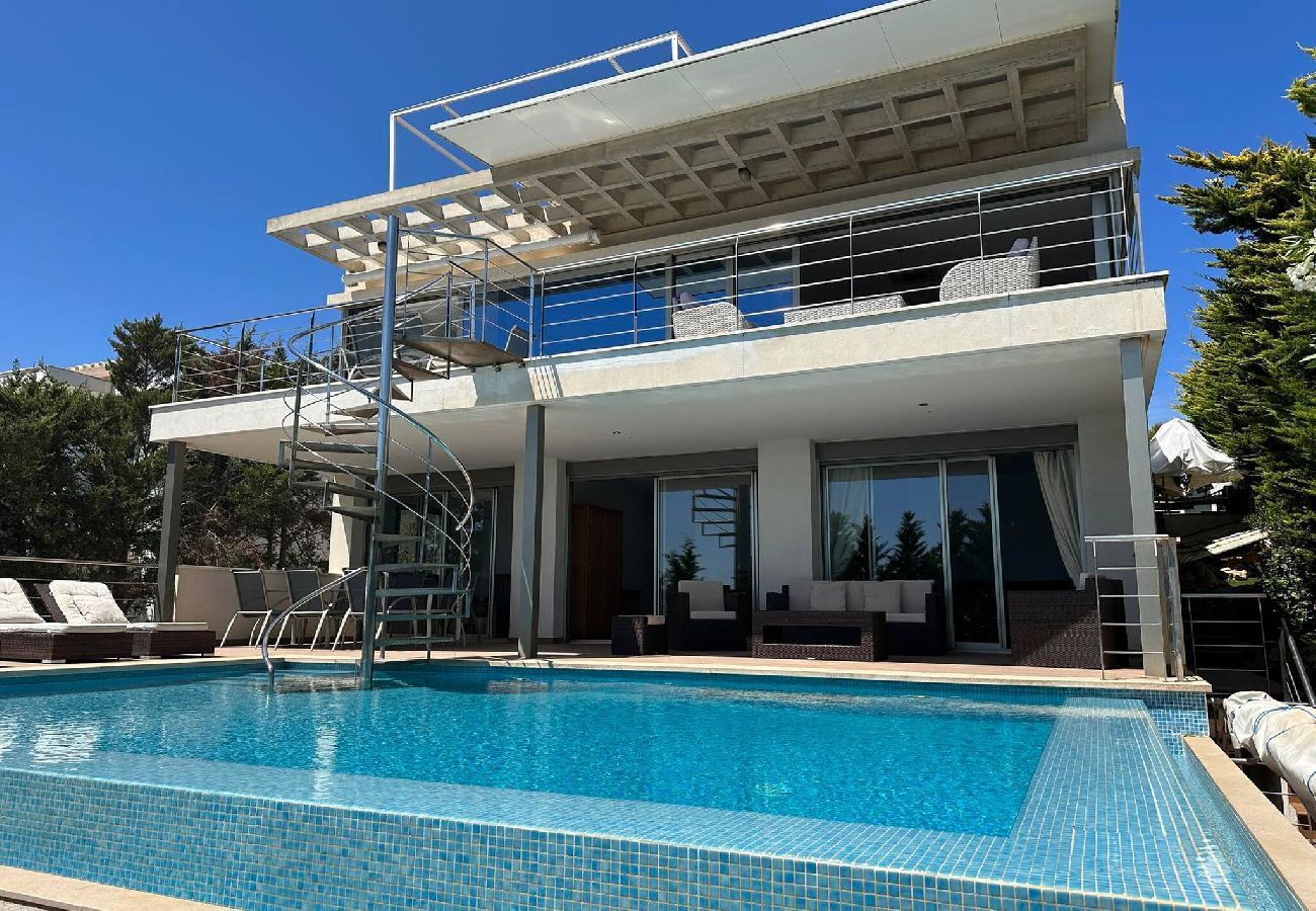 Villa en Fornells - Casa Bella