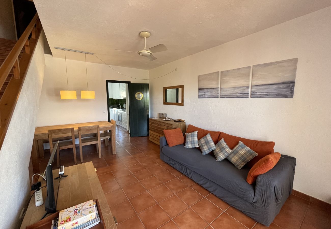 Casa adossada en Fornells - Atalaia 11
