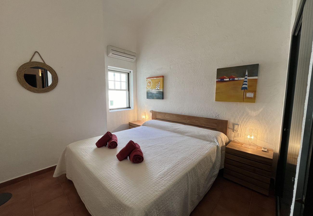 Casa adossada en Fornells - Atalaia 11