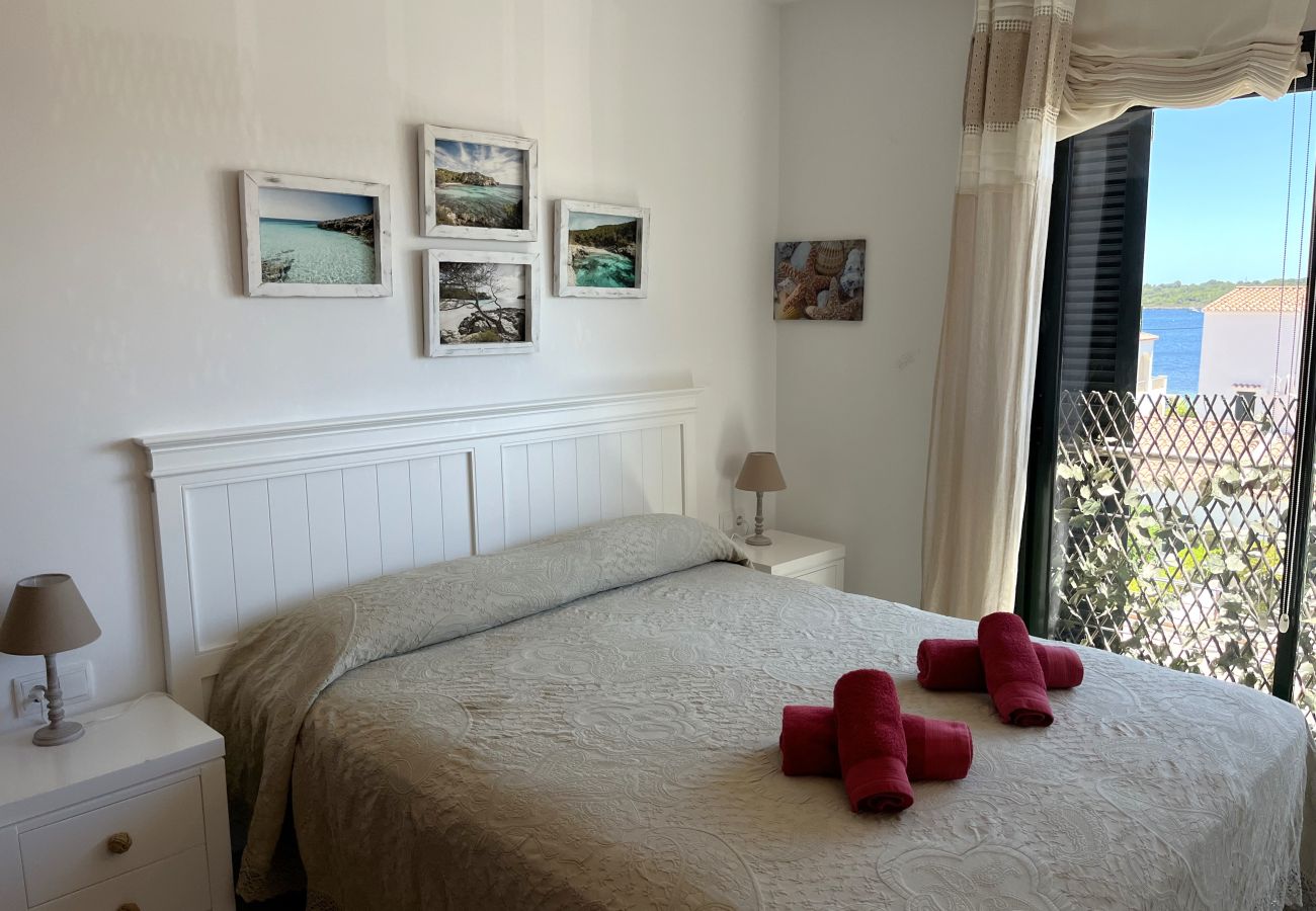 Casa adossada en Fornells - Bahía 26