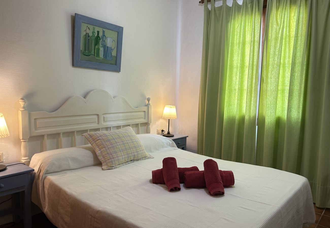 Ferienwohnung in Fornells - Bergantín 109