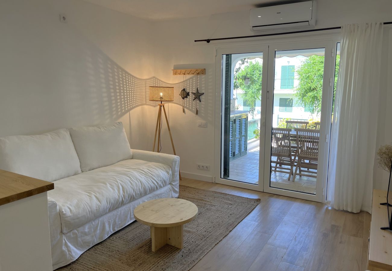 Ferienwohnung in Son Parc - Coach House