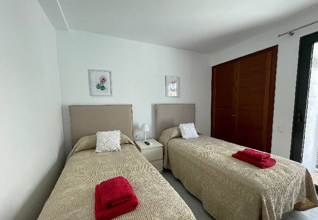 Doppelhaushälfte in Fornells - Bahía 28 Doppelhaushälfte in Fornells - Bahía 28