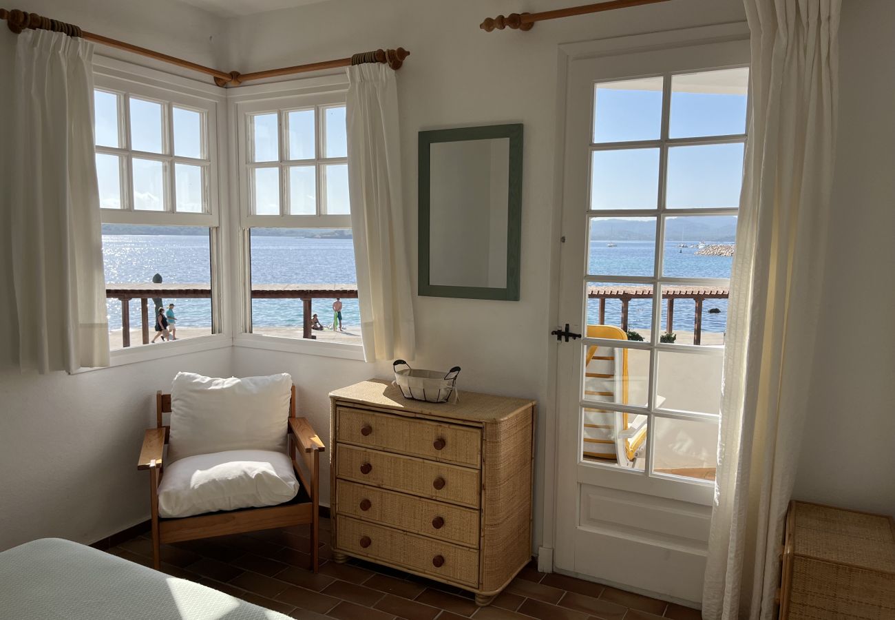 Apartment in Fornells - Es Castell 1.1