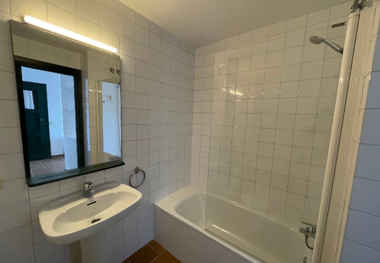 Apartment in Fornells - Escopinya
