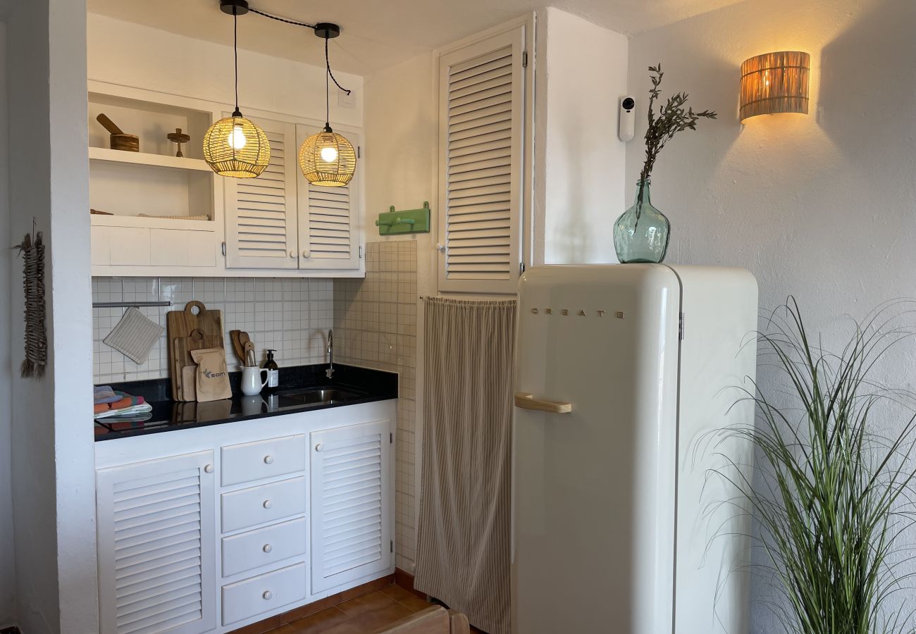 Apartment in Arenal d'en Castell - Sol Isla 227